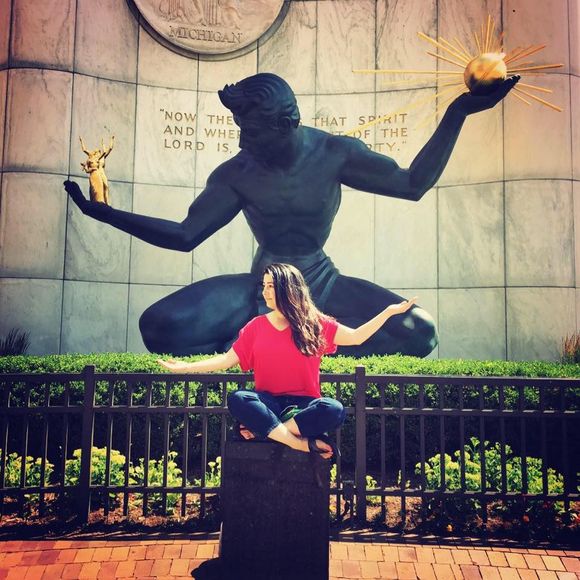 Meet your Posher, Raquel - Picture 1 of 1